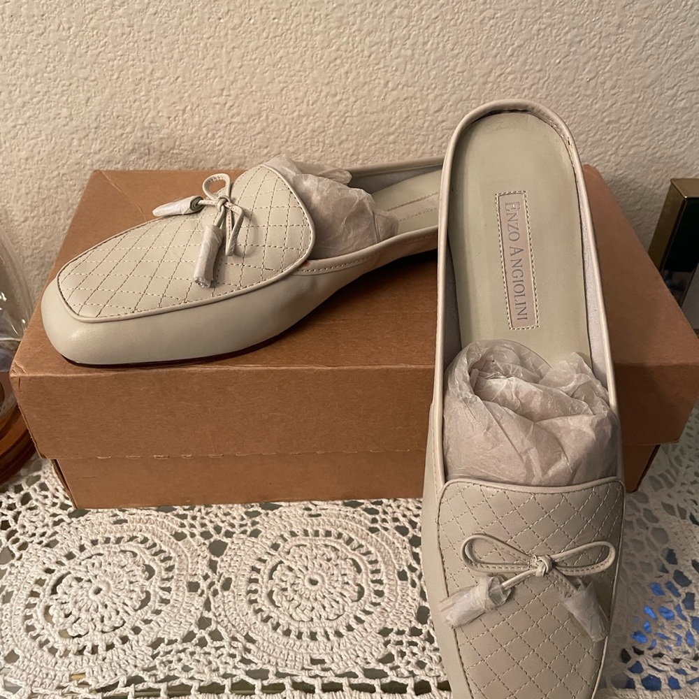 Enzo Angiolini tassel mule loafer 8.5 cream leather in box NWOT